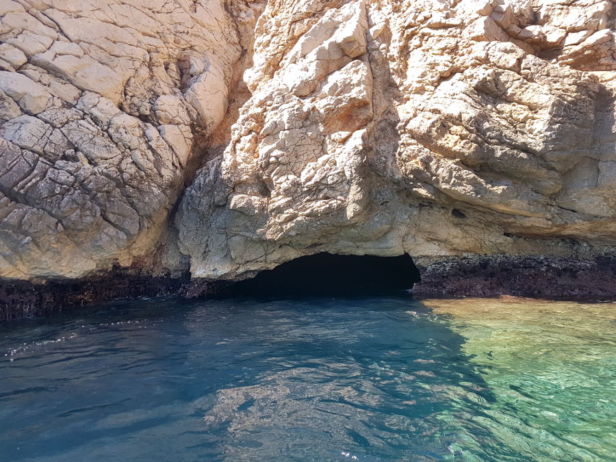 grotte bleue entrance