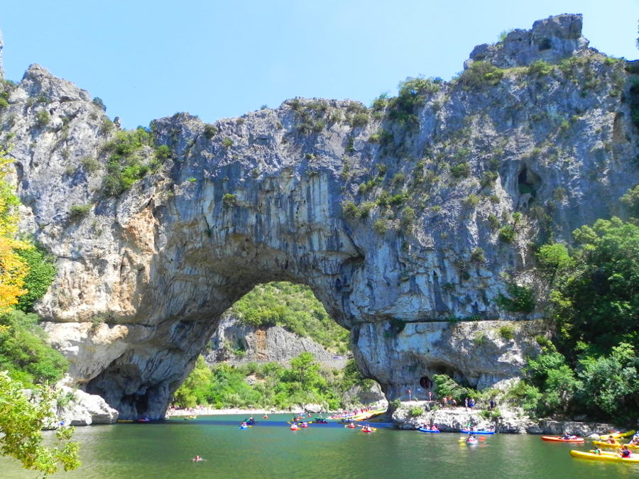 canoeing ardeche