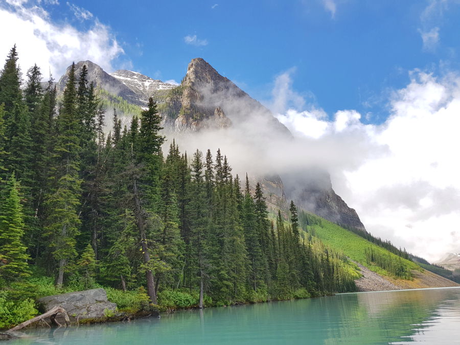 lake louise canoe tour