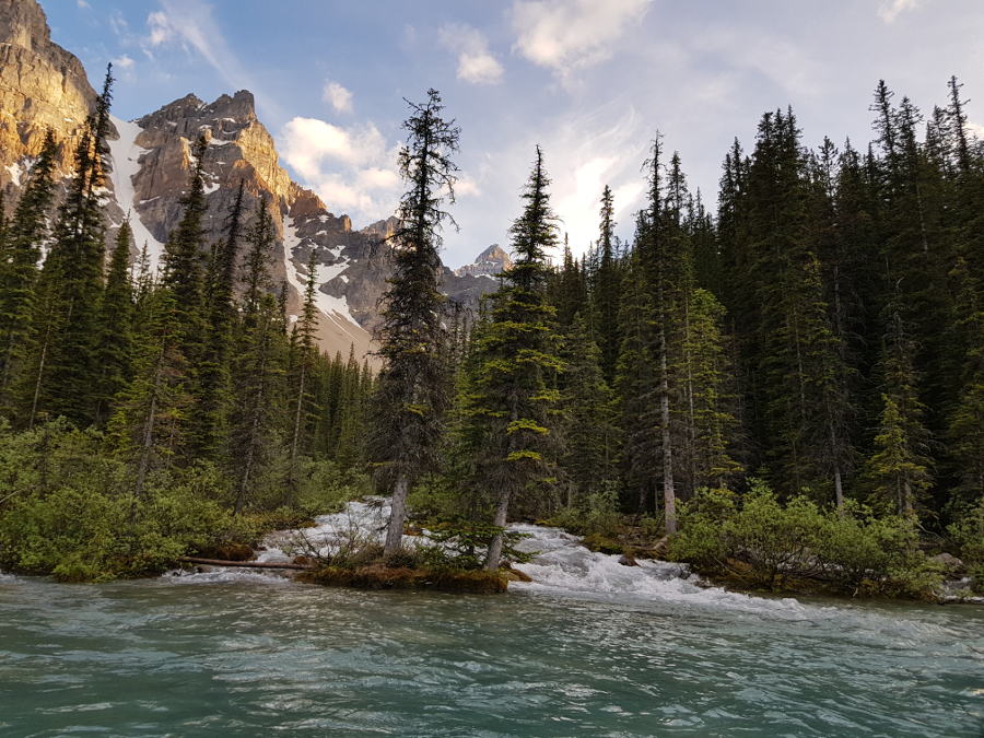 lake moraine canada paddling